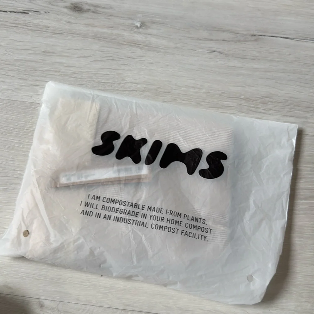 SKIMS Stretch Cotton Rib Boxers size XXS‎ & Large color Stone NWT in packaging